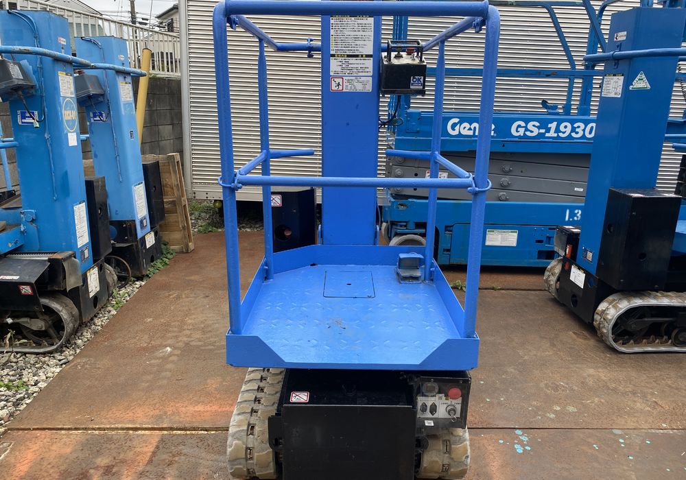 新品バッテリー付 関東中部関西地域陸送費込み 06年式アイチrm04b型3 8mゴムクローラ式高所作業車中古車 高所作業車特選中古車 在庫情報です 当社埼玉本社で現車確認していただけます